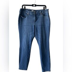 LC Lauren Conrad Women's Skinny Jeans in Blue